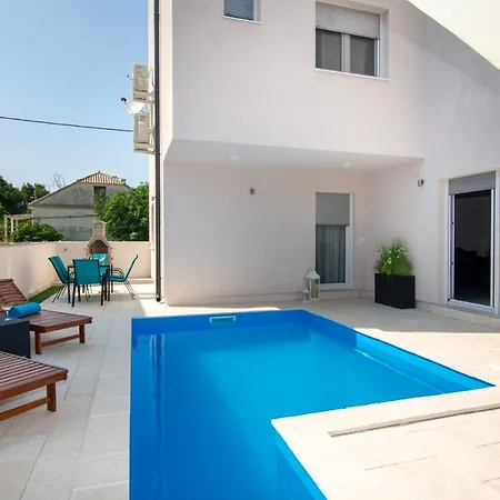 Family Friendly With A Swimming Pool - 21760 Apartment *