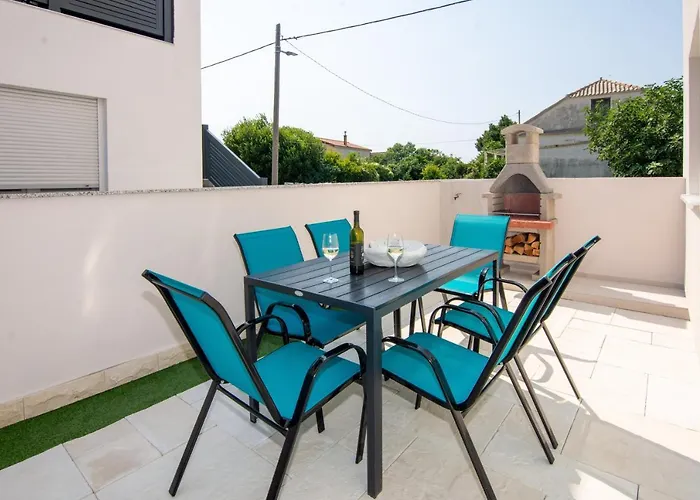 Family-friendly With Swimming Pool - 21760